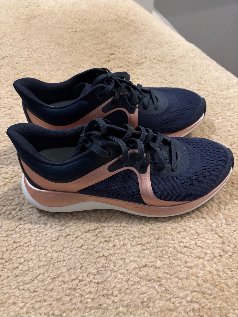 Lululemon Chargefeel Low women's - Picture 4 of 6